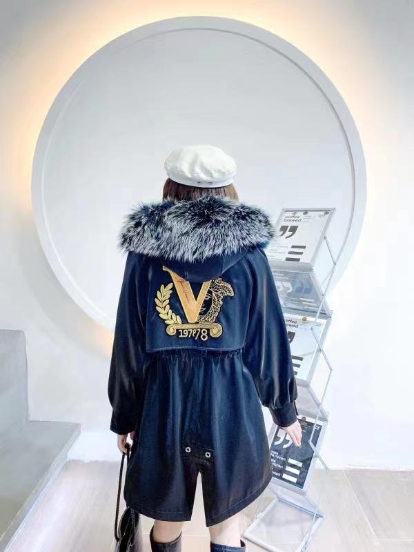 V字版女款休闲百搭连帽洋气潮流气质大毛领时尚中长款冬季派克服