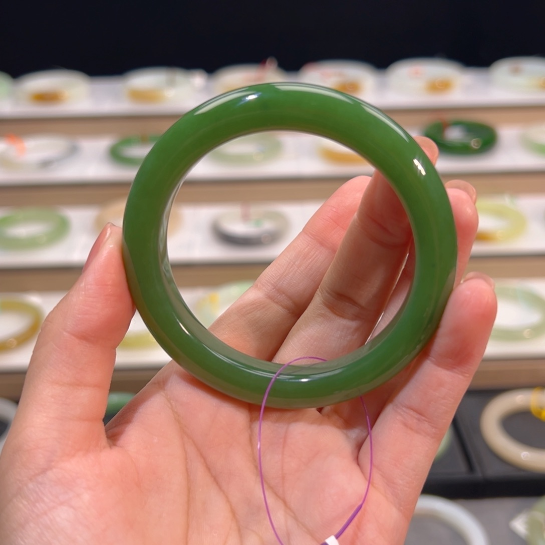 和田玉手镯未镶嵌s****静