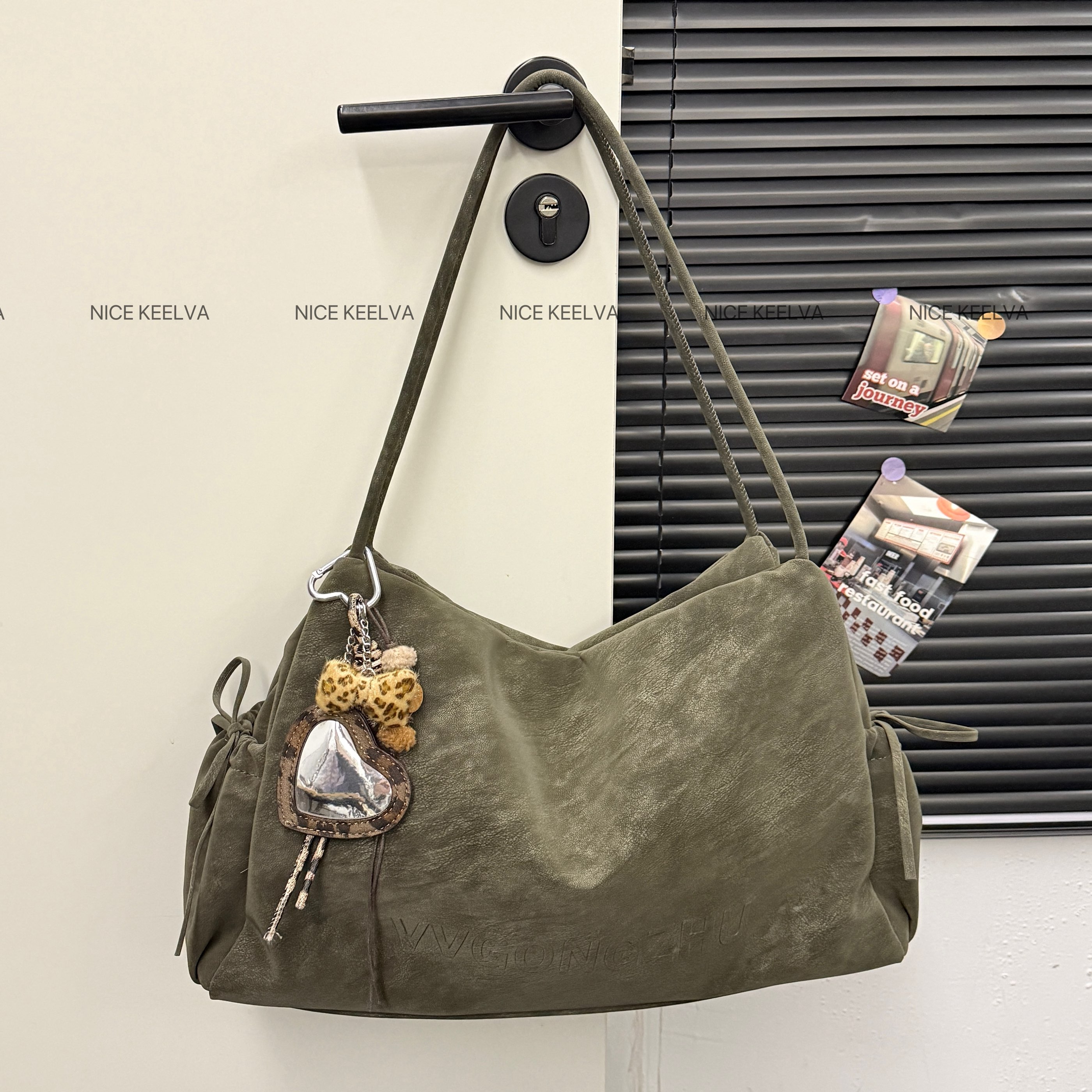 2025冬季新款松弛感托特包简约复古慵懒单肩腋下包