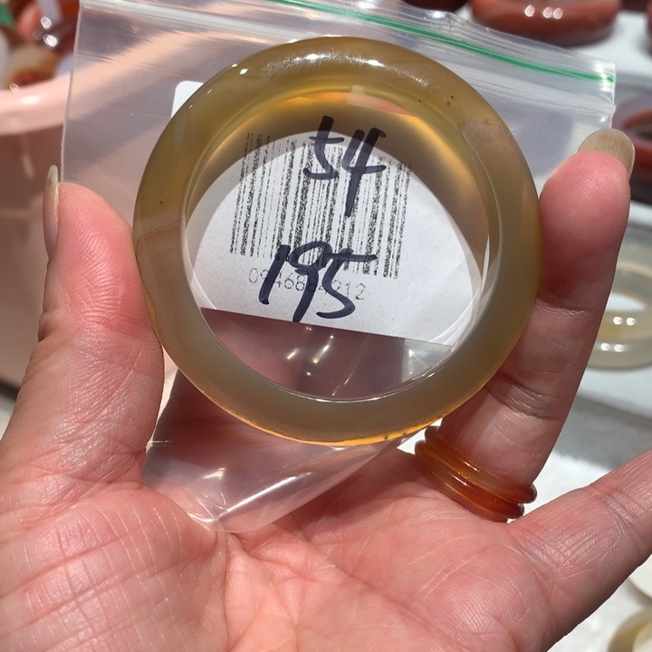 玛瑙/玉髓手镯未镶嵌54