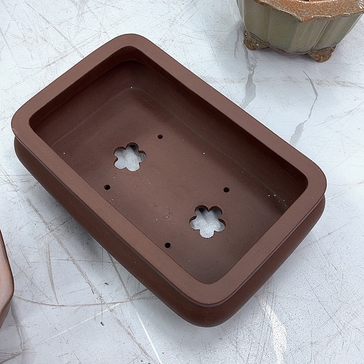 紫砂花盆紫砂的味道很好