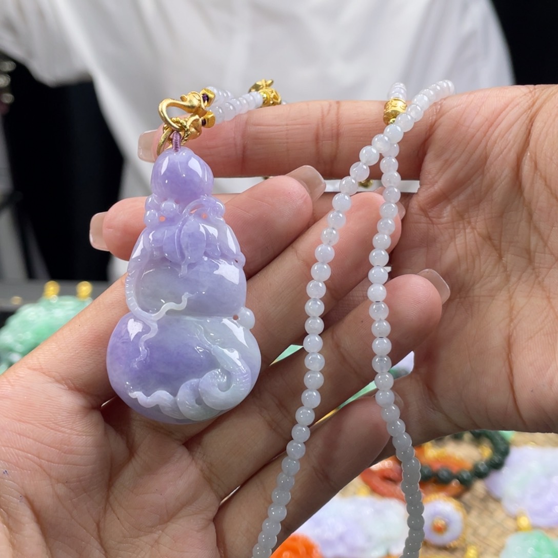 翡翠颈饰未镶嵌代编织