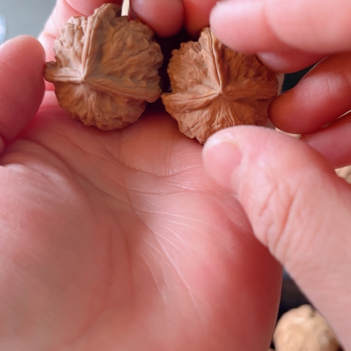 小***子文玩核桃吊坠文玩