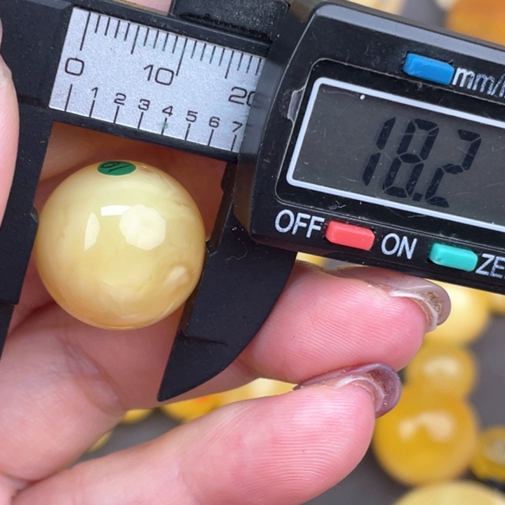 琥珀裸石未镶嵌全品728