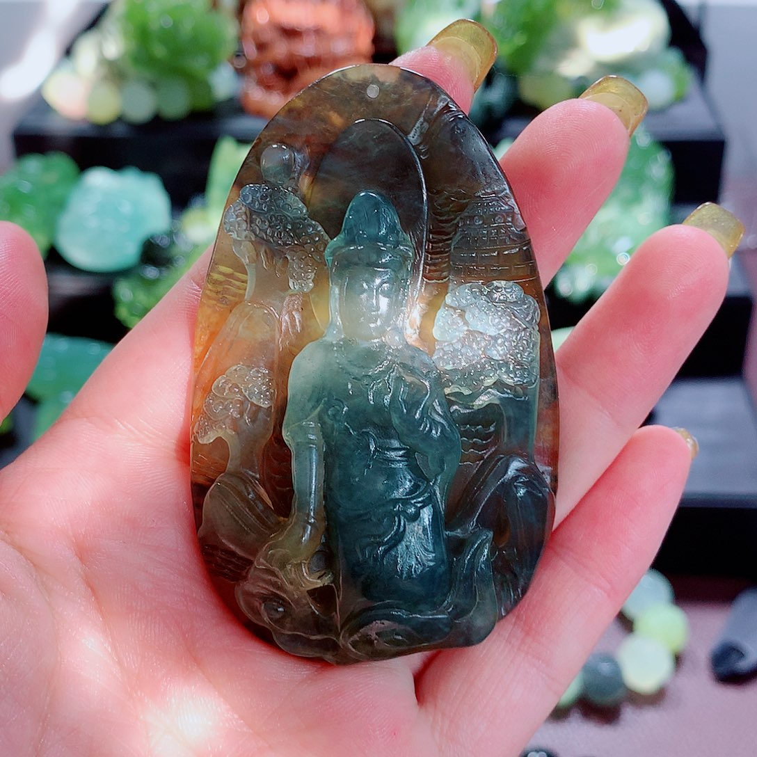 蛇纹石玉挂件未镶嵌