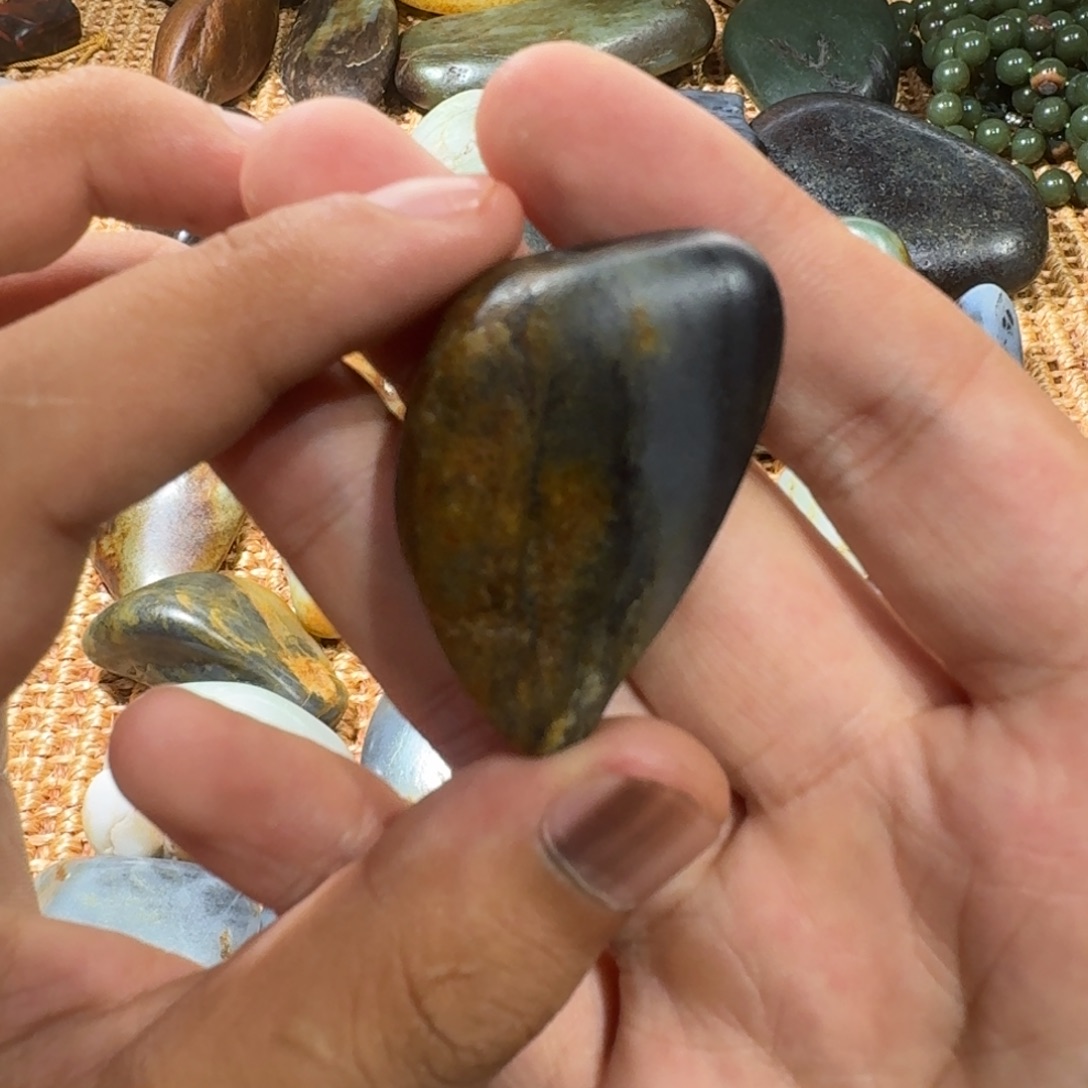 和田玉（子料）未镶嵌珠宝奇石