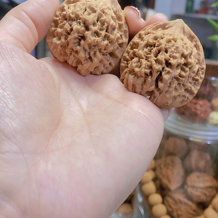 【闪购商品】文玩核桃把件43.5麒麟纹官帽