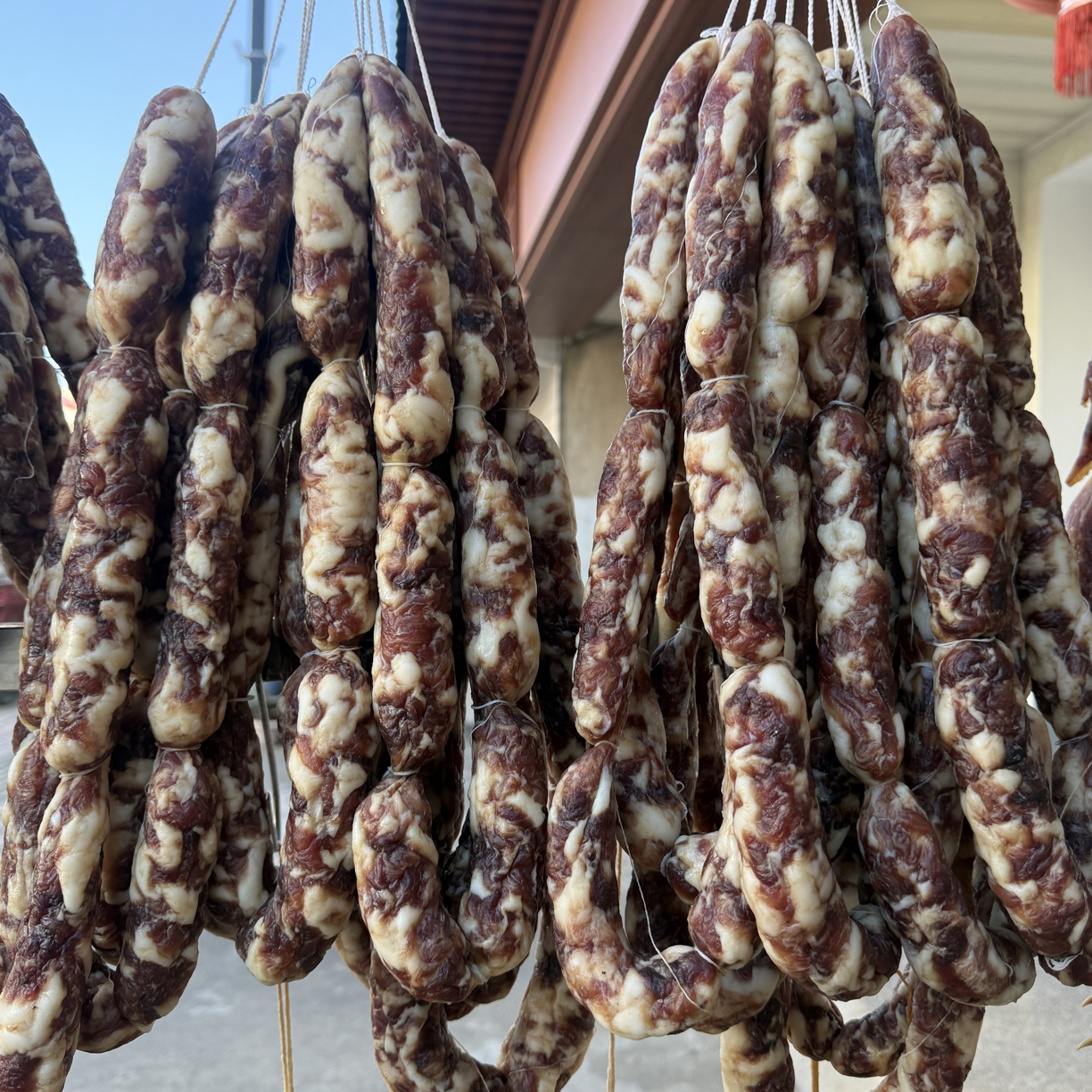 农家黑猪肉土香肠