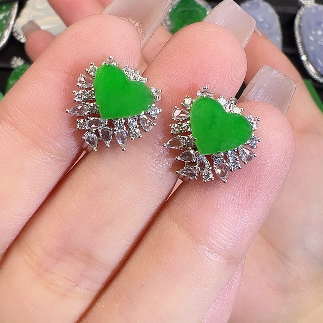 翡翠耳饰18K金镶嵌爱心