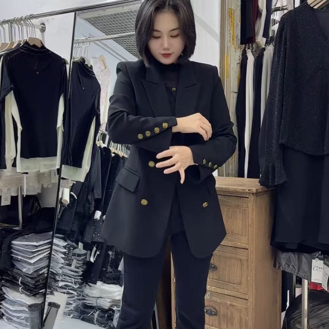 YY+666精品收腰款西服外套