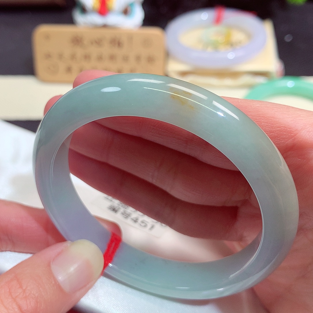 翡翠未镶嵌手镯451