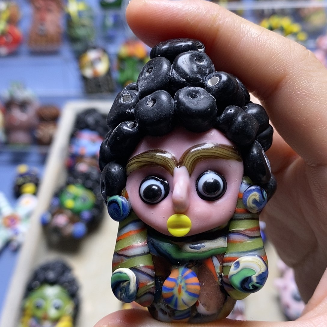 颈饰琉璃大公主一个