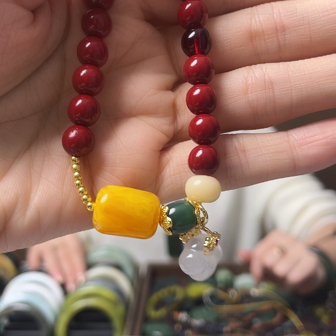 和田玉（糖玉）未镶嵌颈饰