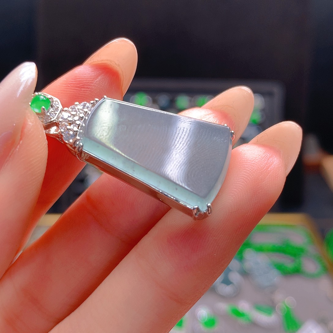 未镶嵌戒指翡翠天然翡翠