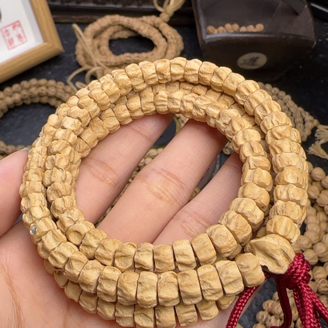 柏香籽/百香籽吊坠朕**龙