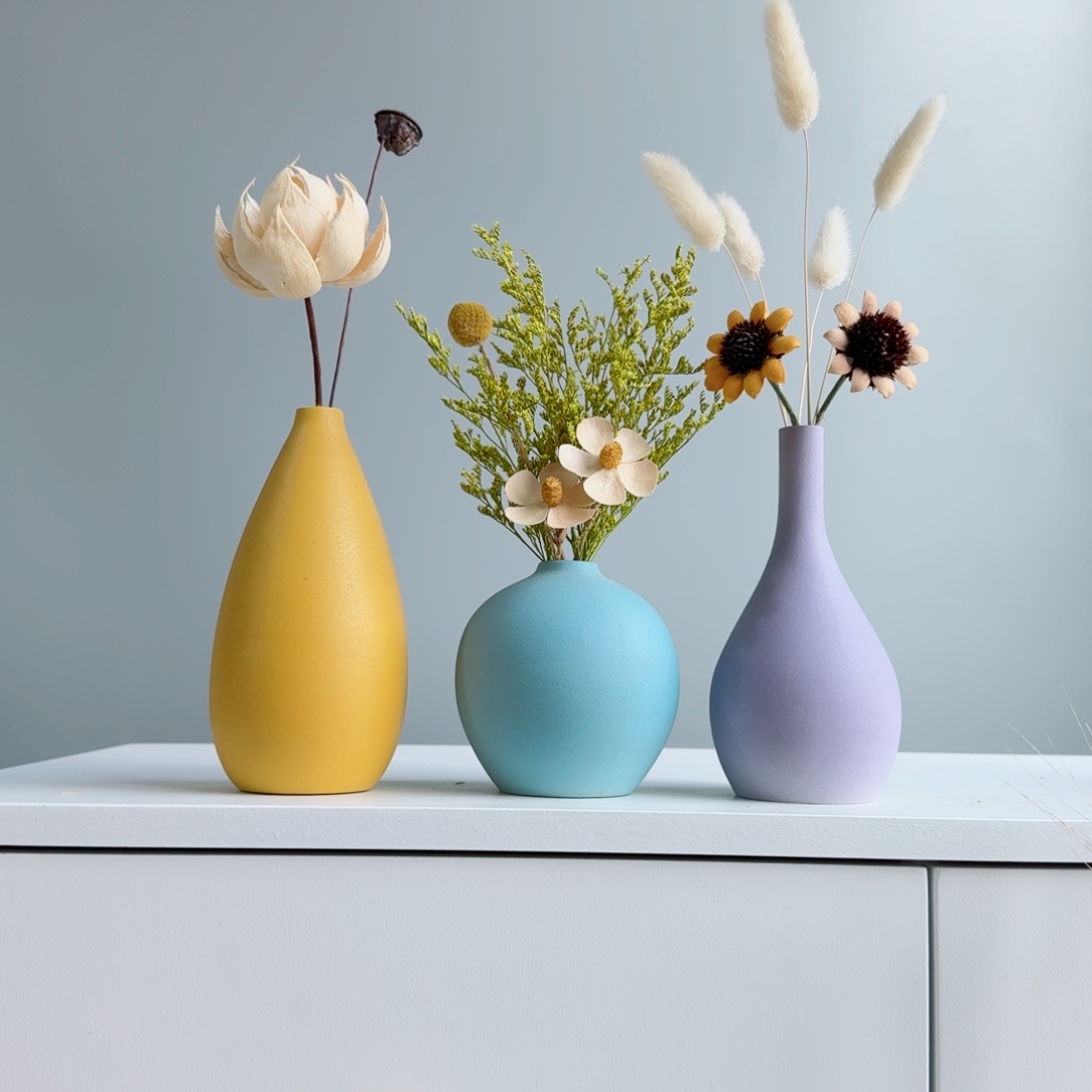 摆件陶瓷小花瓶含花总高约20-30cm