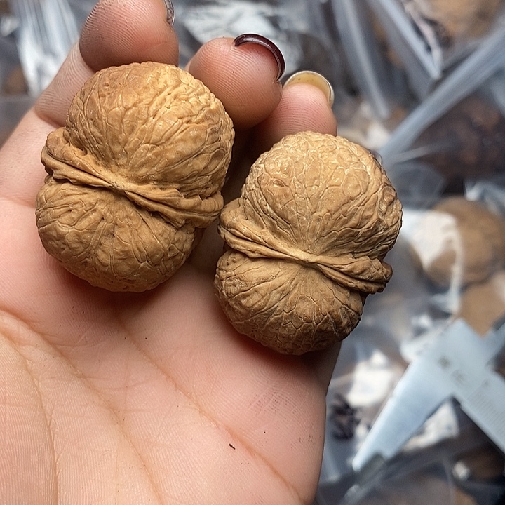 文玩核桃把件65号37mm