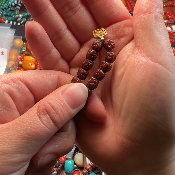 i***：星月菩提吊坠项链