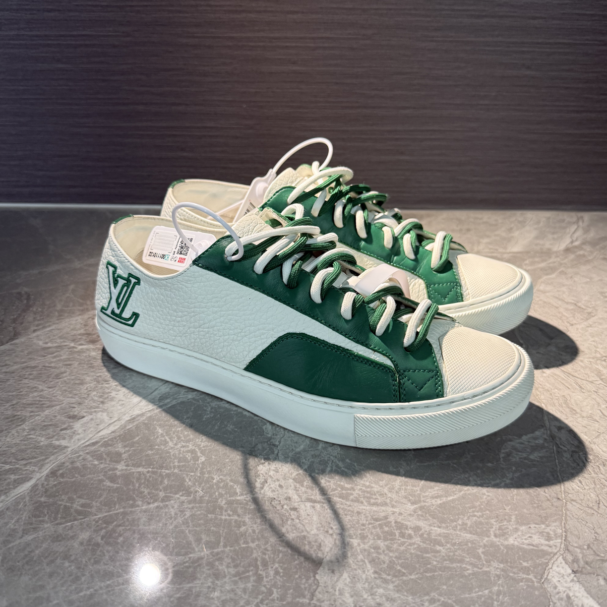 未使用 LouisVuitton/路易威登 白绿色板鞋 40码