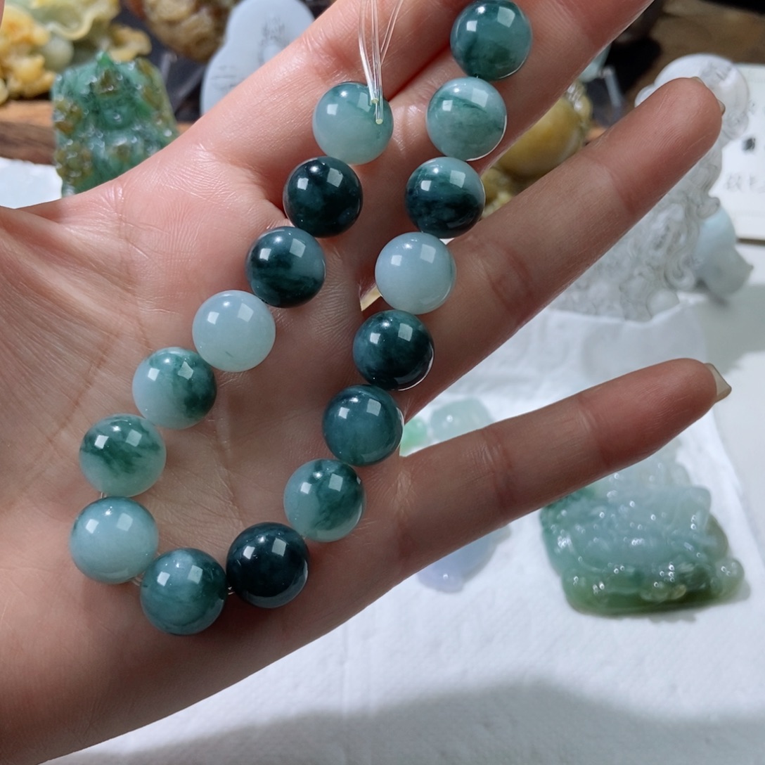 王***否定制翡翠未镶嵌翡翠a货手串