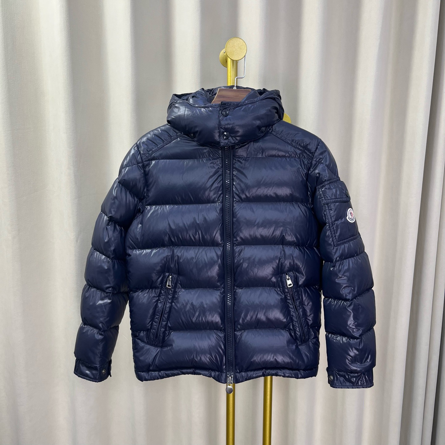 99新 MONCLER 藏蓝色maya羽绒服 0码 无漫画标