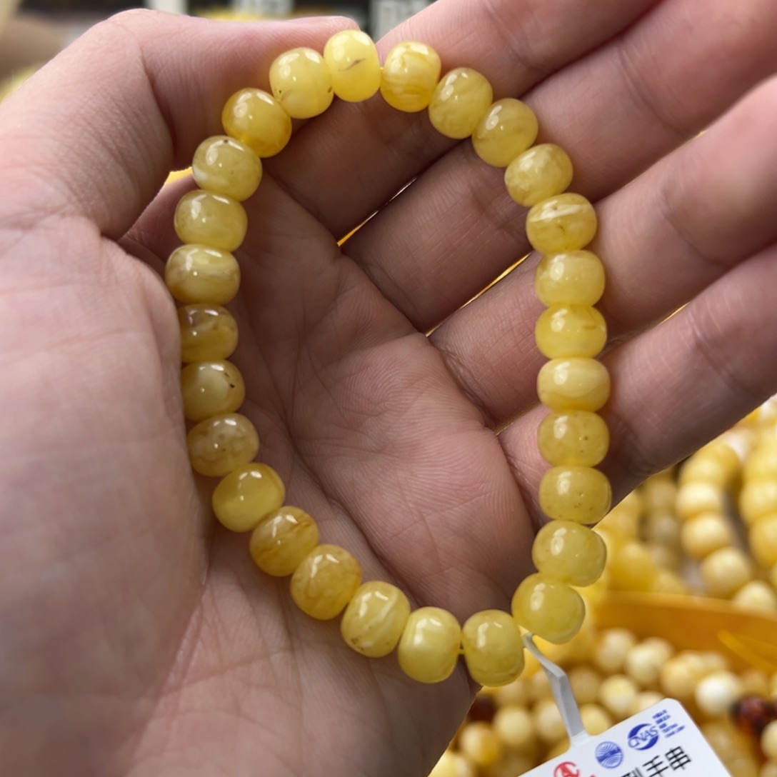 琥珀珠宝奇石未镶嵌