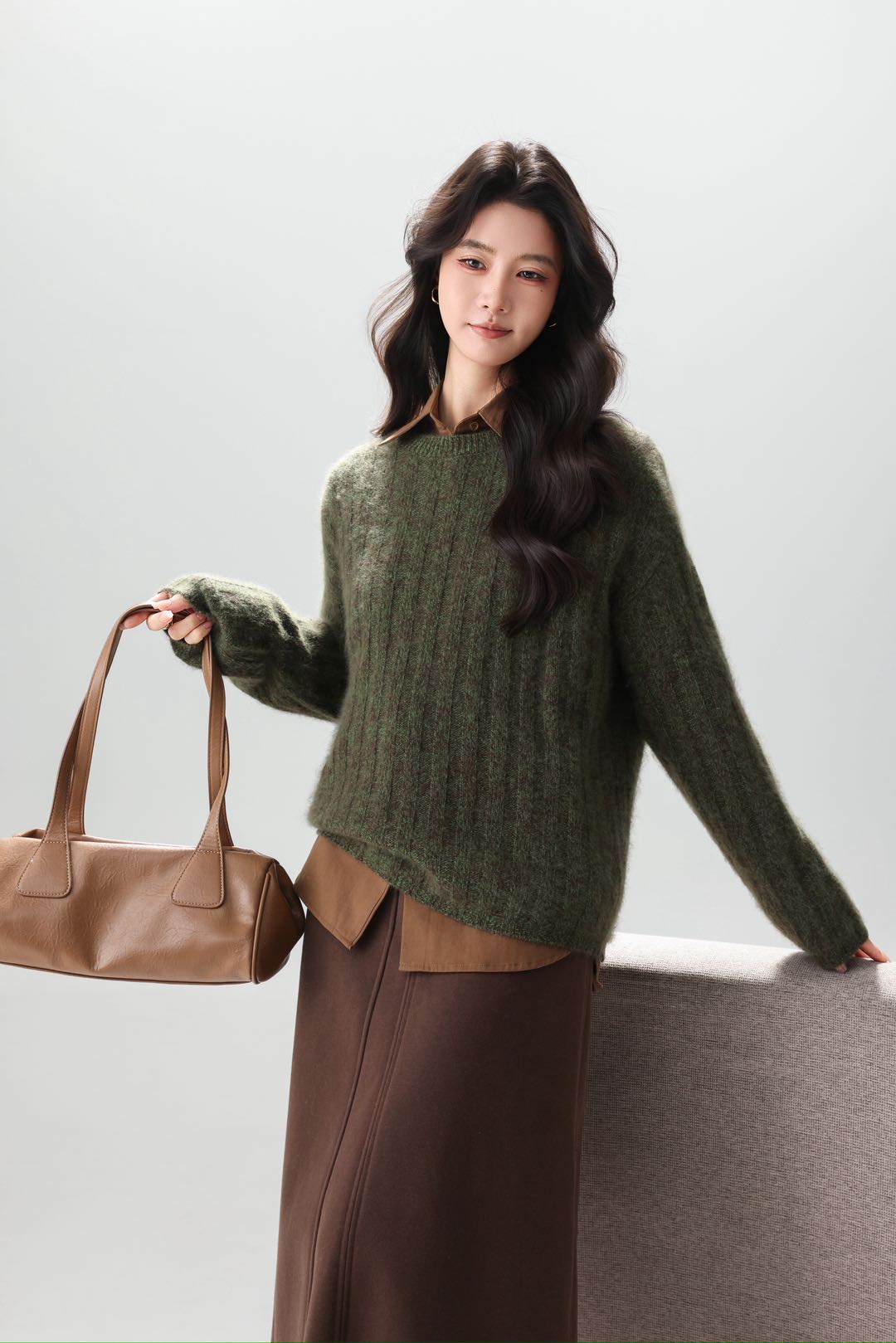 MT-厚款宽松宽松型女士打底衫圆领老钱风短款针织衫52806