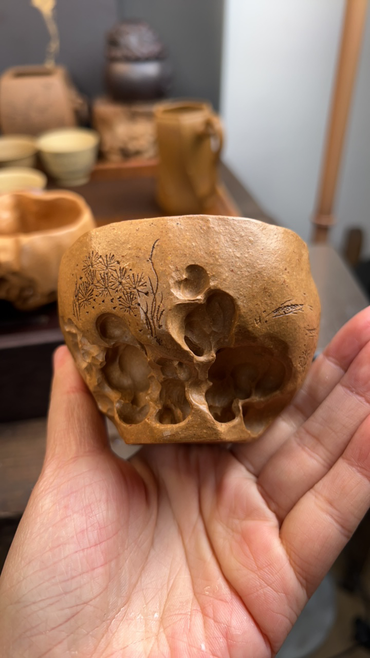 全手工 紫砂太湖石鱼杯