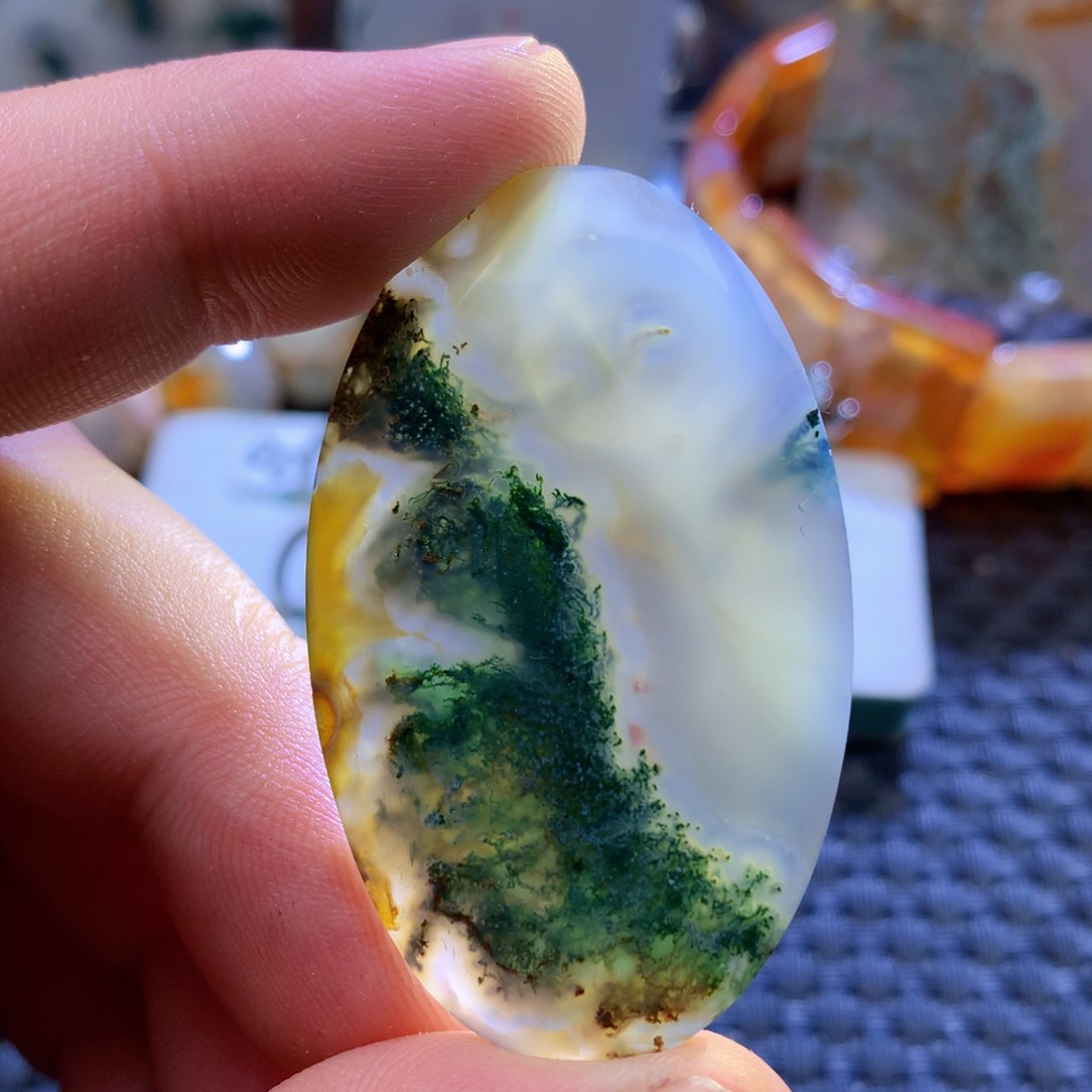 未镶嵌颈饰玛瑙/玉髓何*师