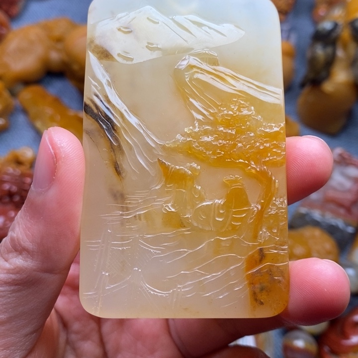 石英质玉（黄龙玉）合金颈饰