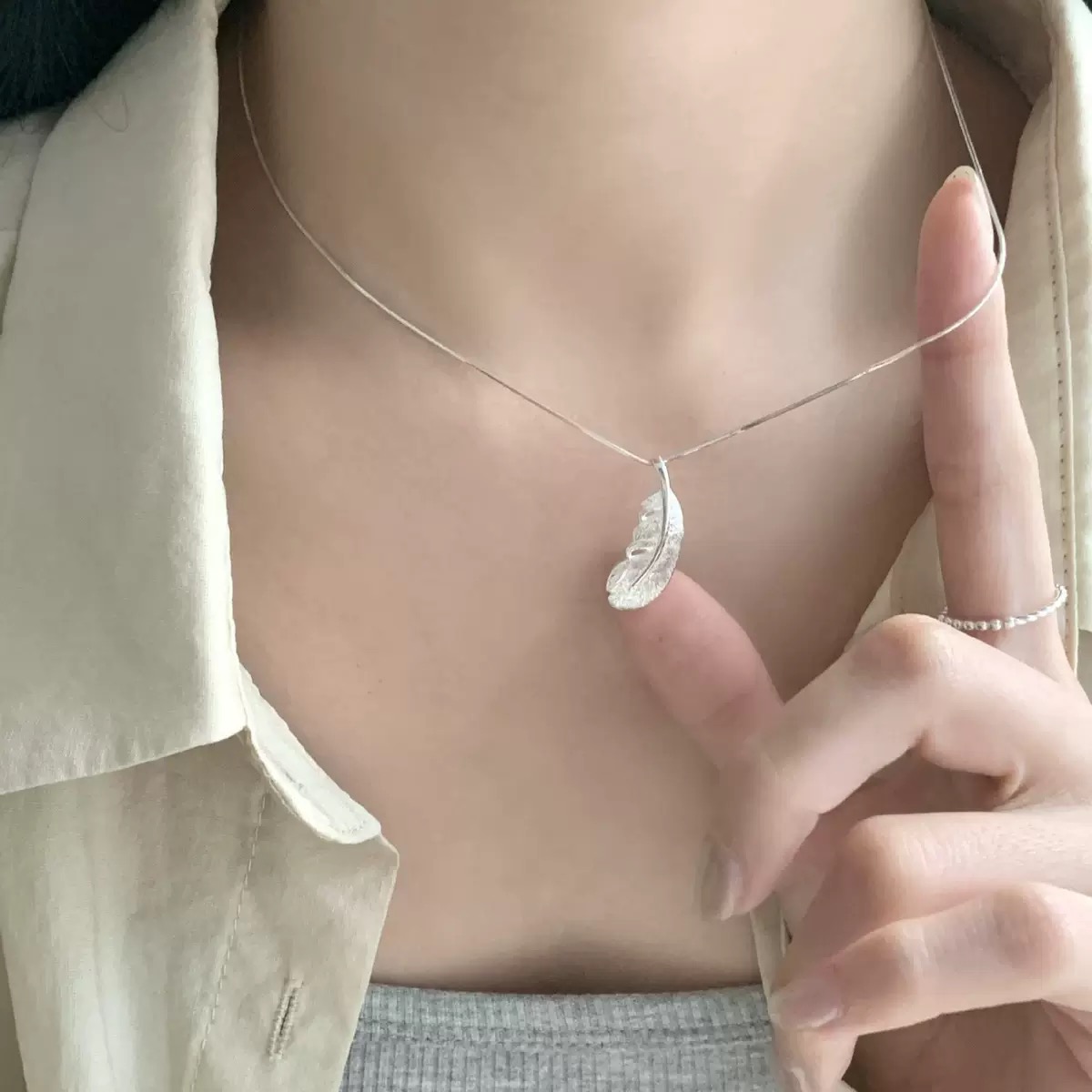 坠链均925银 925银小众轻奢羽毛项链高级感简约毛衣链