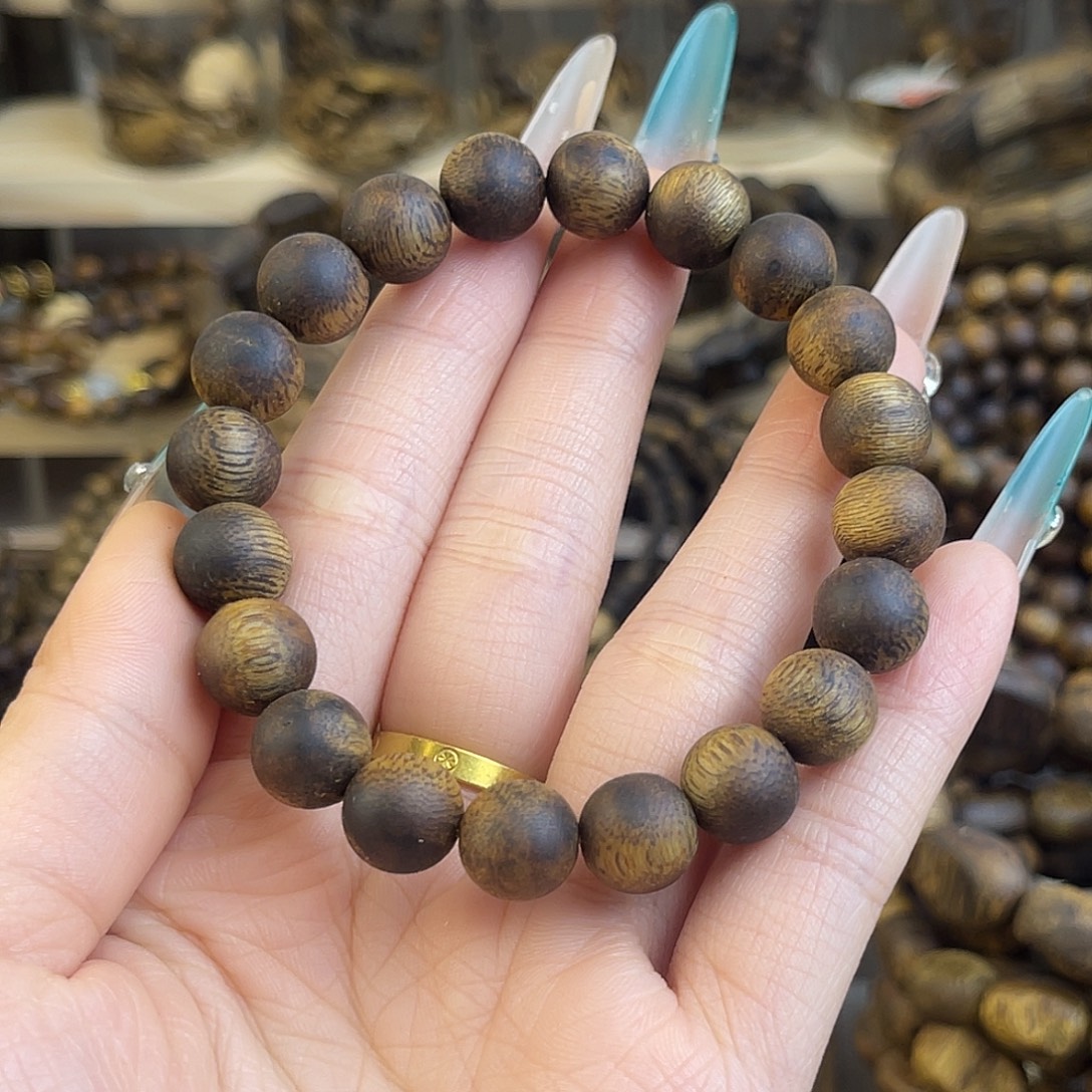 c***k沉香沉香碎屑1.0单圈乌身8g+