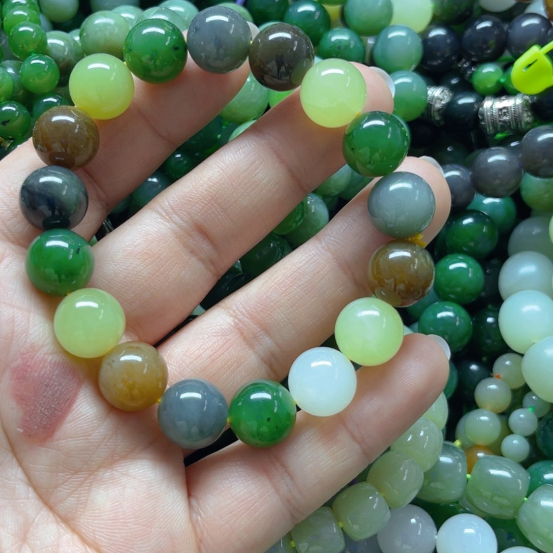 未镶嵌和田玉手链