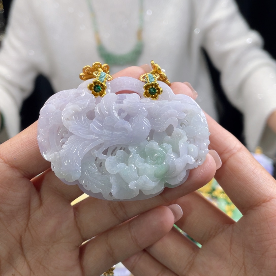 翡翠颈饰未镶嵌代编织