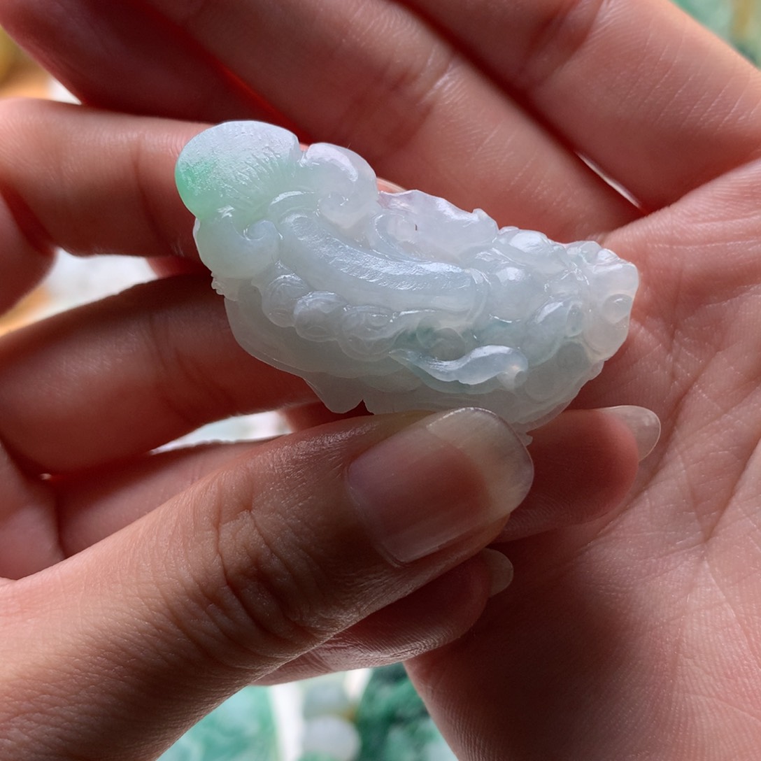 定制翡翠未镶嵌貔貅