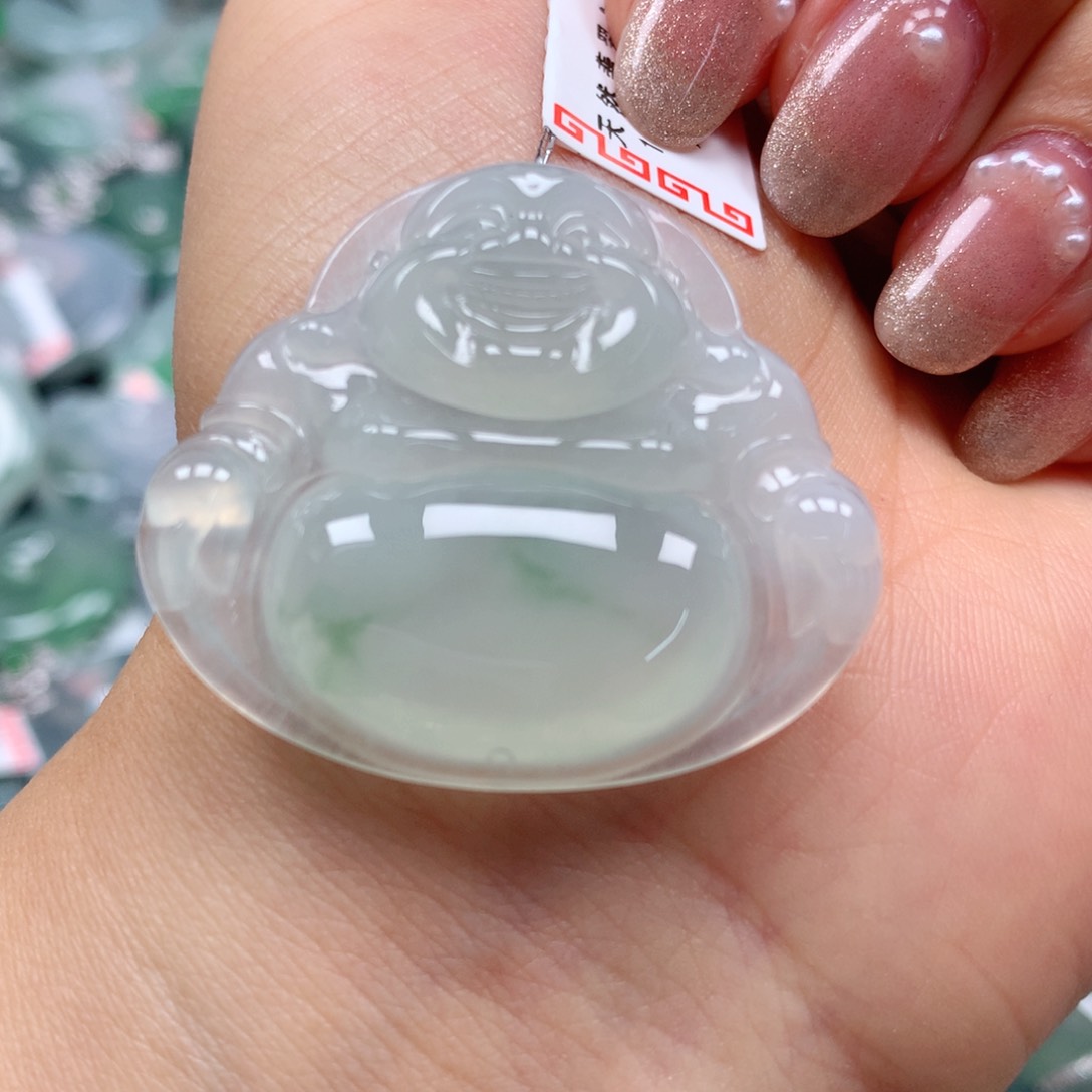 翡翠颈饰未镶嵌天然翡翠