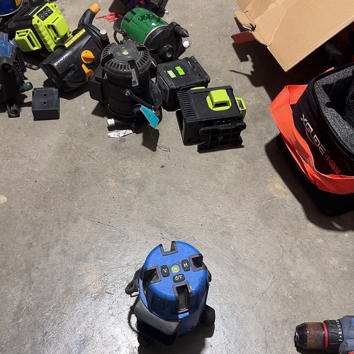 水平仪坏的配件机一台