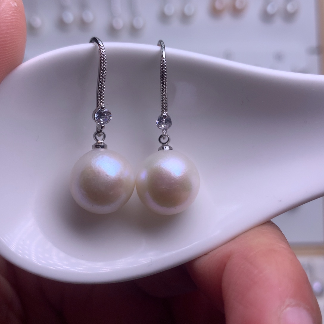 未镶嵌耳饰淡水珍珠