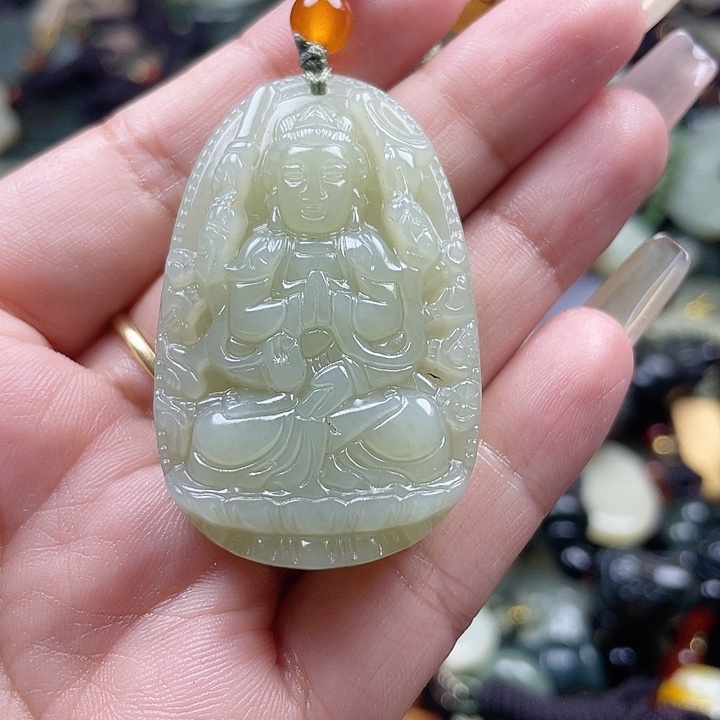 和田玉未镶嵌颈饰