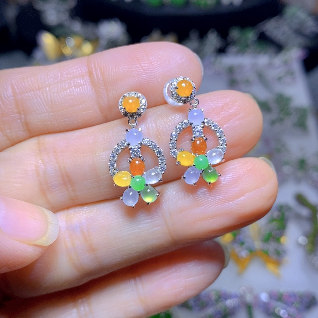 翡翠颈饰银S925镶嵌天然翡翠