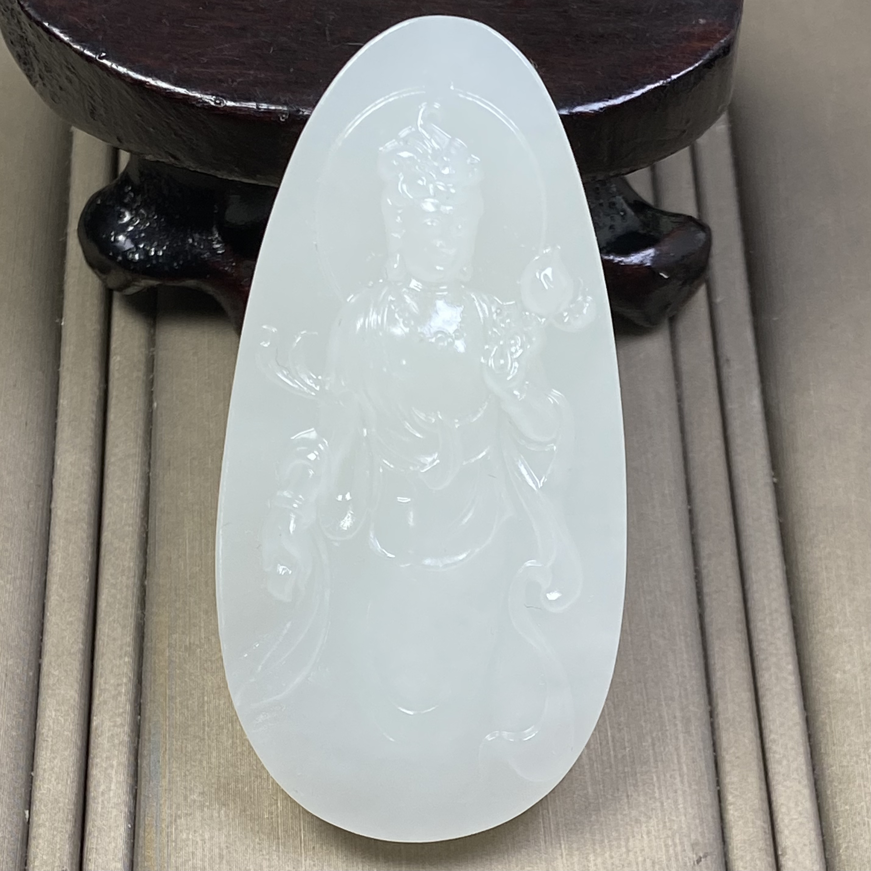 天然和田玉青海料高白玉观音牌子吊坠挂件一物一证