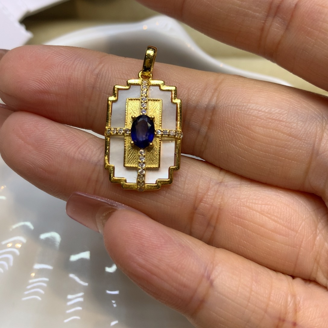 颈饰蓝宝石银S925镶嵌