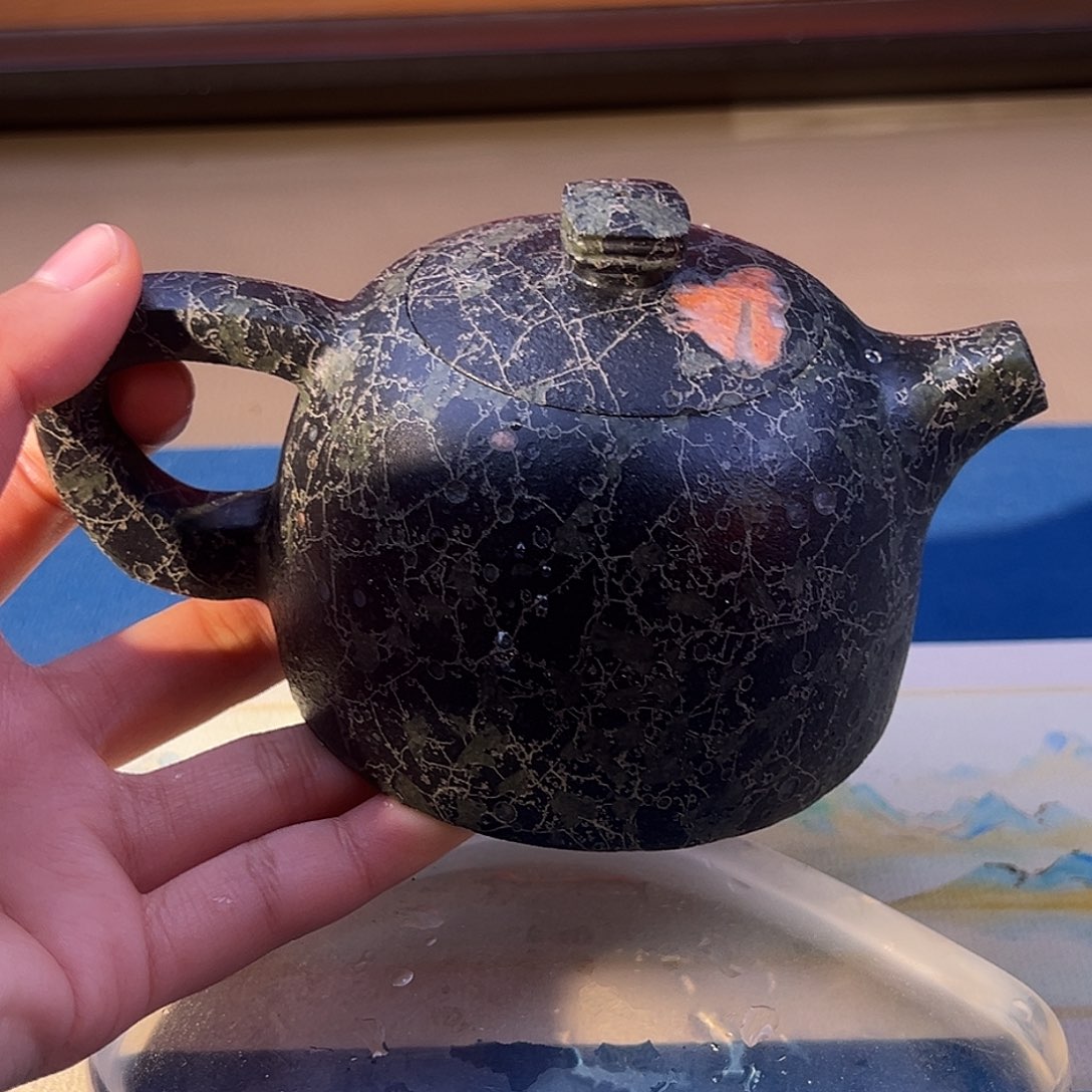 乾坤黑底青藤梅花220cc……