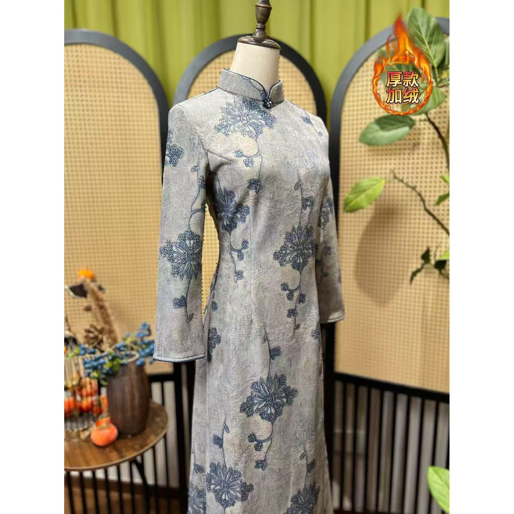 戚薇原创【青花】长118新款新中式国风A版不开叉冬季加绒旗袍裙