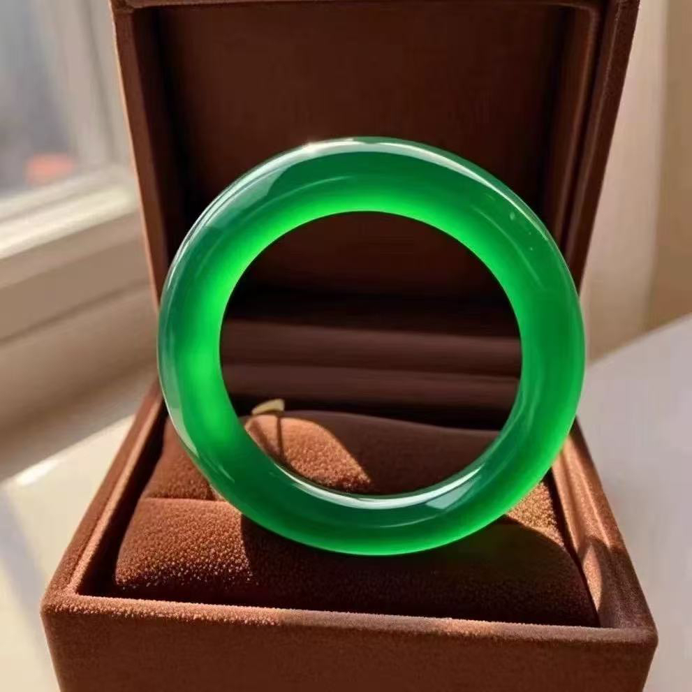 冰透绿色手镯001