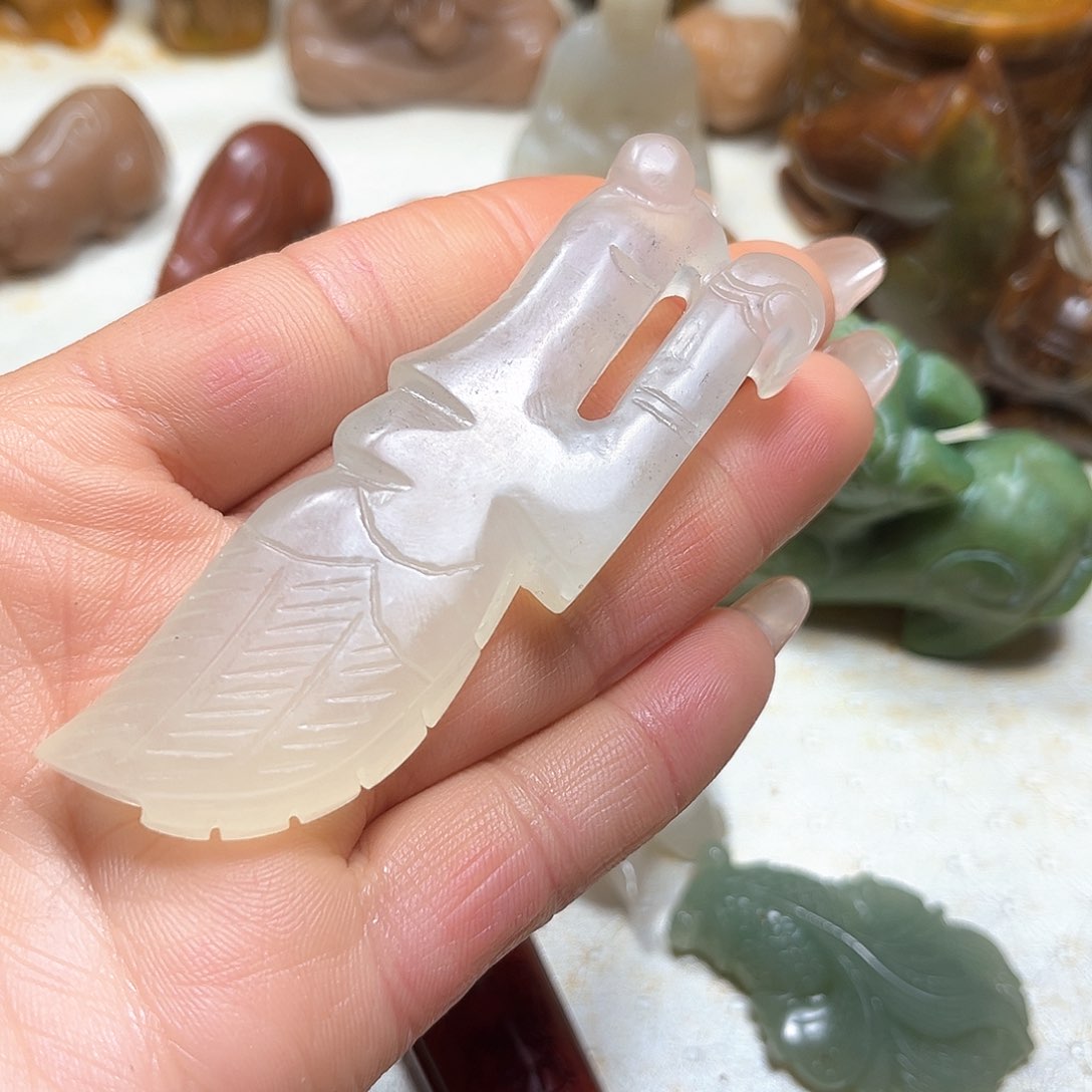 白玉菩提吊坠白玉菩提吊坠