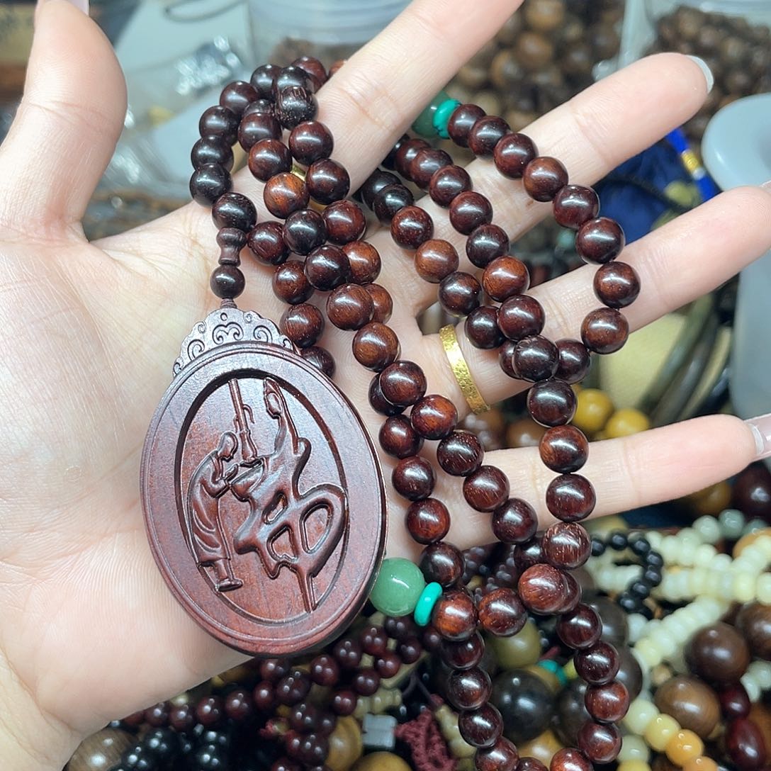 维腊木（绿檀）无事牌