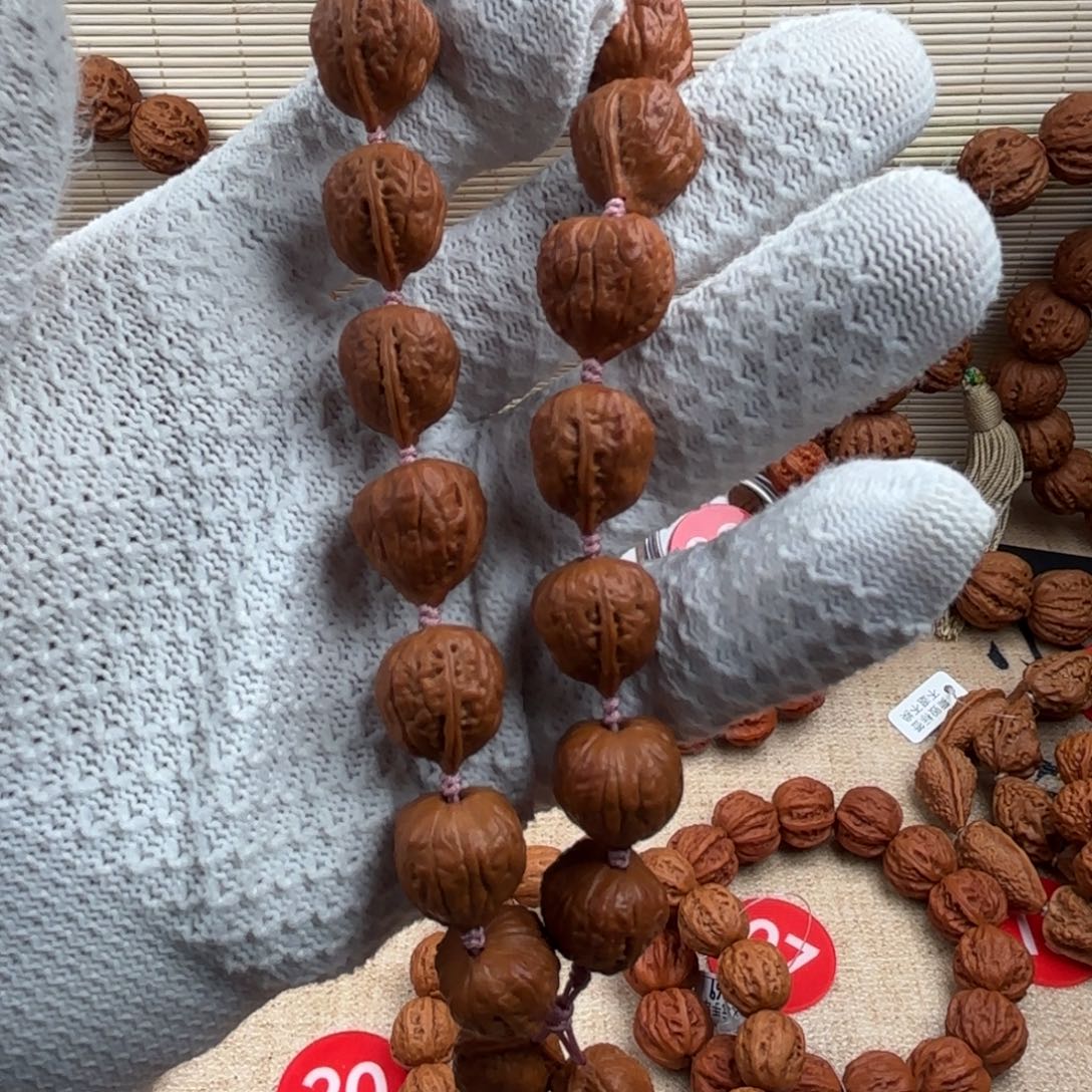 ****.文玩核桃吊坠手持！！！！！