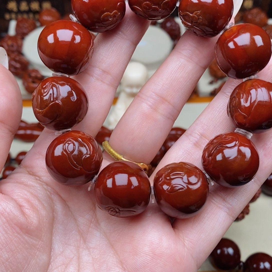 橄榄核吊坠山**哥正圆无相