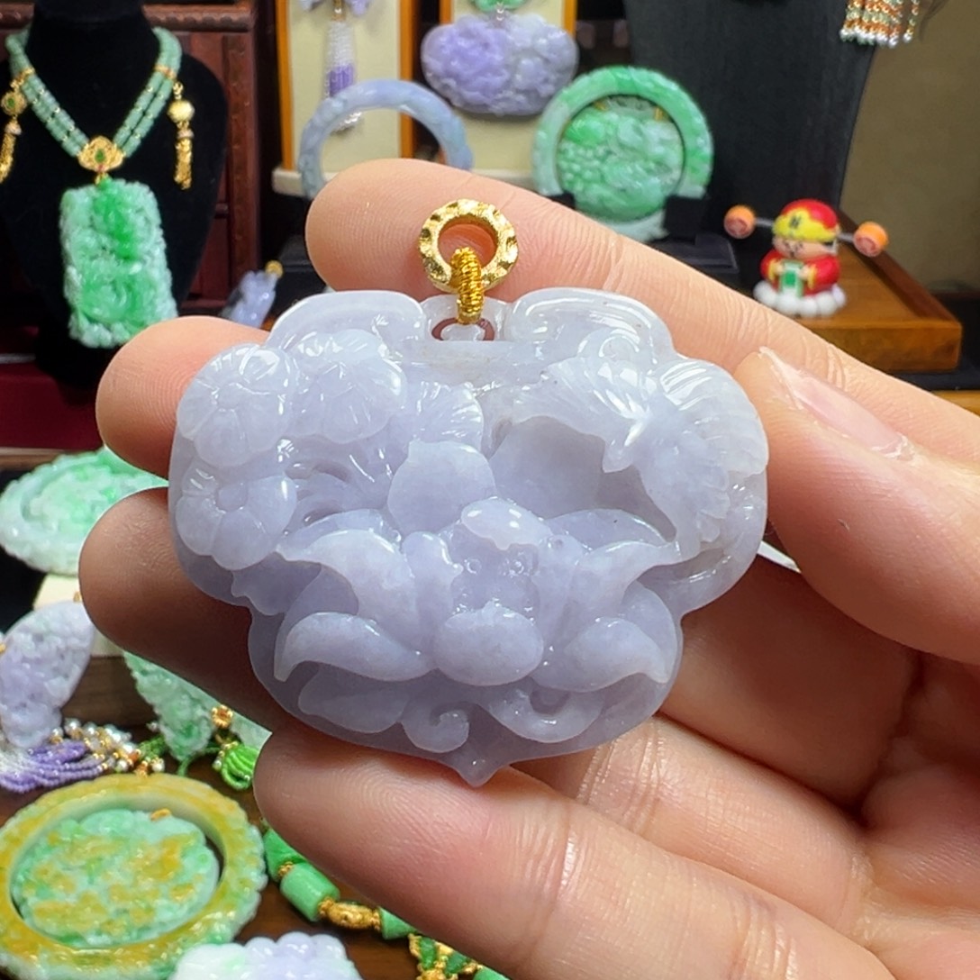 翡翠未镶嵌毛衣链紫翡莲花锁